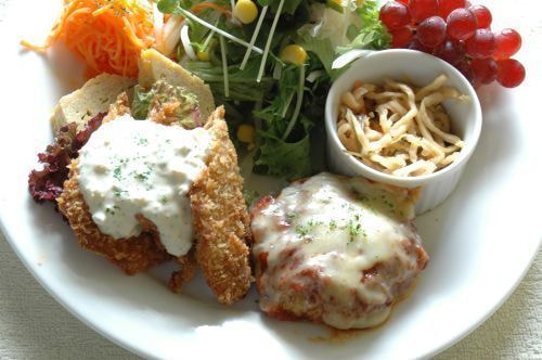 ｻｰﾓﾝﾌﾗｲとｲﾀﾘｱﾝﾊﾝﾊﾞｰｸﾞ